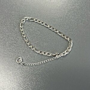 *NWOT* Silver Bracelet